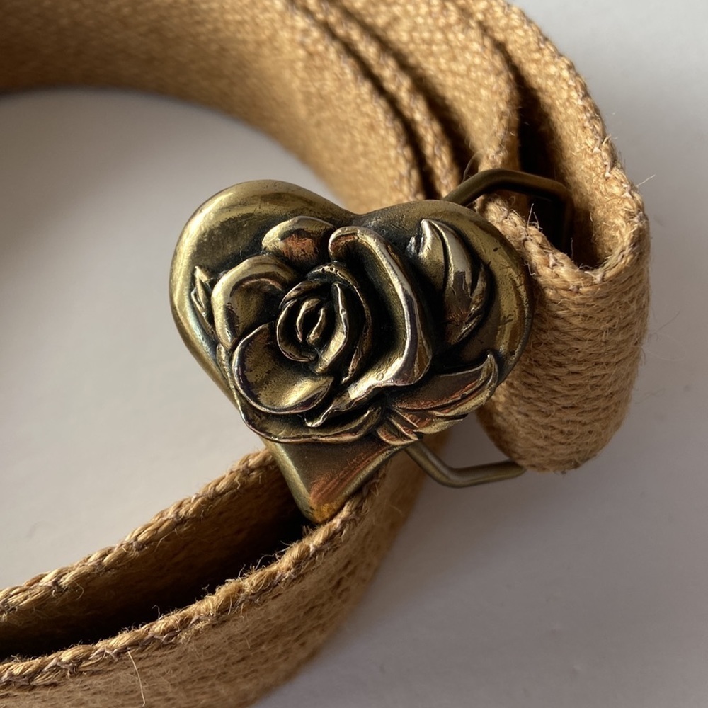 Vintage Hemp Belt with The Great American Buckle Company Rose Flower Buc… - Picture 2 of 3